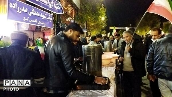گذری بر فعالیت موکب مردمی شهید مصطفی صدر زاده در مراسم چهلم رهبر شهید و شهدای میناب