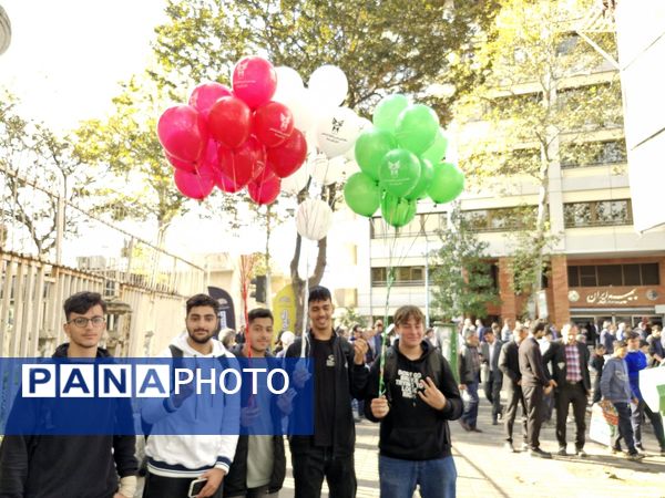 فریاد استکبارستیزی از رشت تا عرش