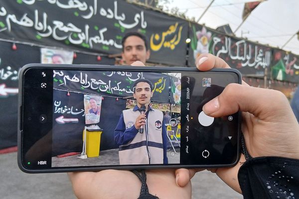 برپایی موکب «عشاق الحسین(ع)» سازمان دانش‌آموزی شهرستانهای تهران در مسیر زائران اربعین