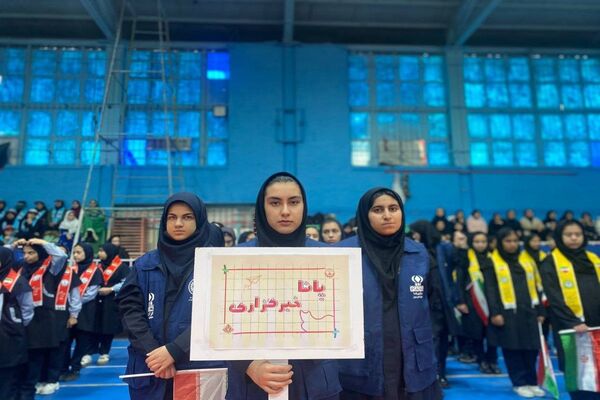 یاوران انقلاب؛روشنای مسیر نوجوانان امروز