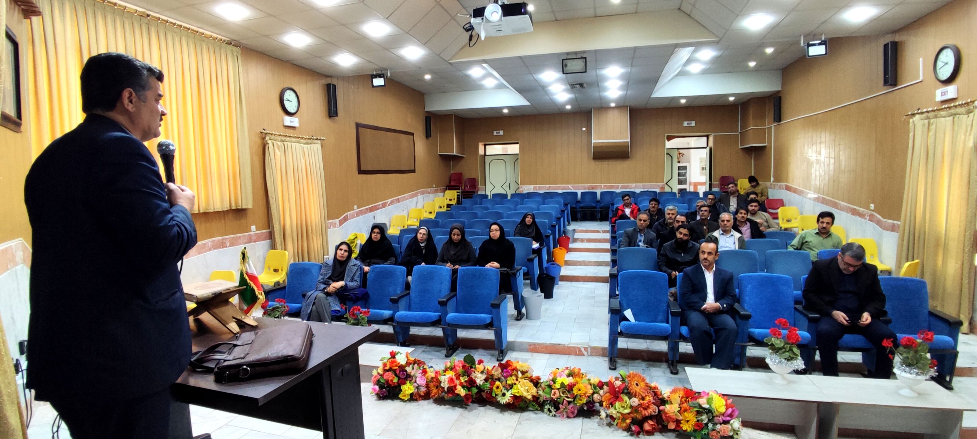 کارگاه نظام مراقبتی آسیب‌های اجتماعی ویژه مدیران در شیروان