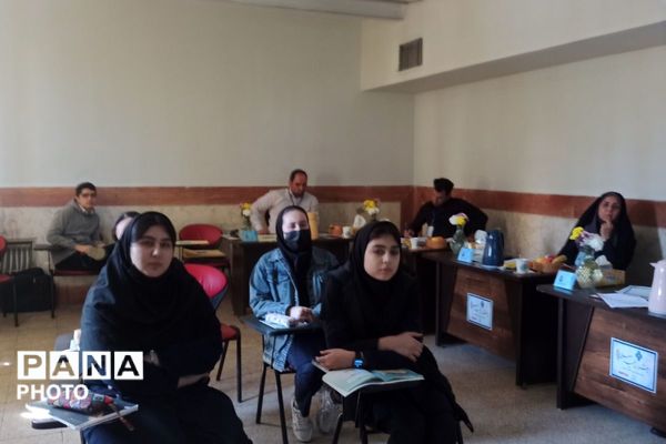 برگزاری جشنواره همیار معلم در بهارستان‌دو