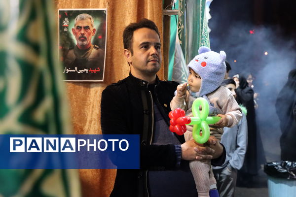 پذیرایی نوجوانان سید مرکز سلاله از منتظران ظهور در ایام فرخنده نیمه شعبان