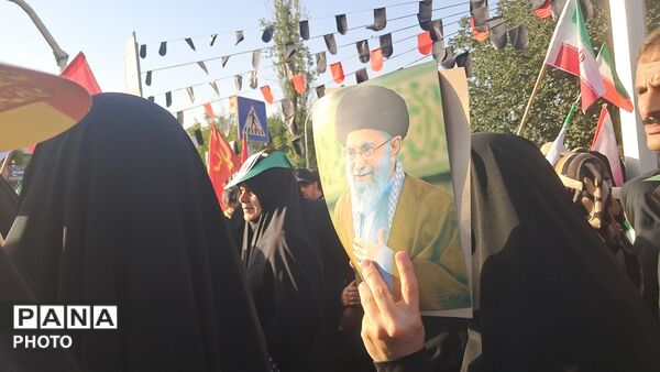 وداع مردم با رهبر؛ تشییعی ماندگار در قاب همدلی
