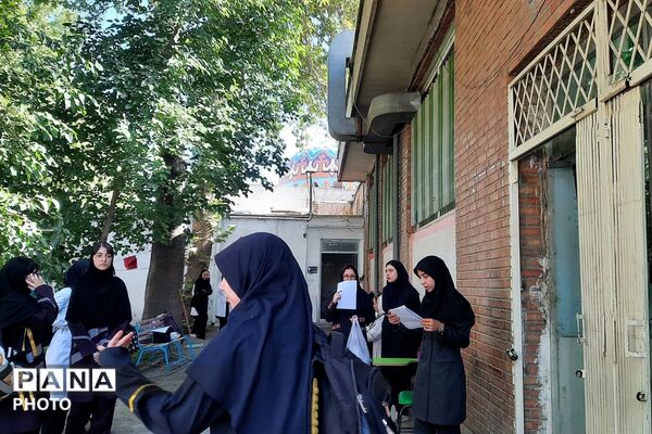 نمایش توانمندی‌های علمی دانش‌آموزان شهریار در جشنواره خوارزمی، محور علوم آزمایشگاهی