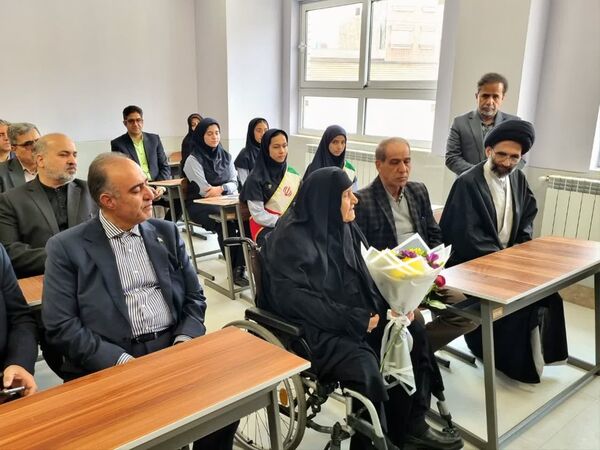 مراسم افتتاحیه مدرسه خیرساز شهیدان بارفروش در کاشان