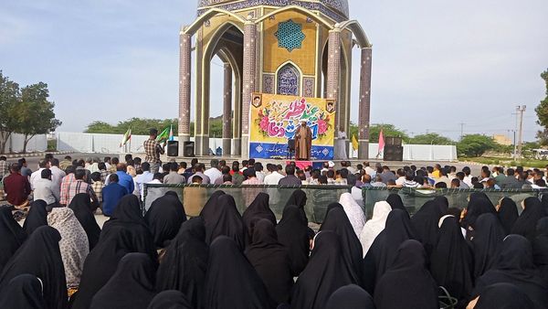 حضور پُر‌شور مردم بوموسی در نماز عید سعید فطر