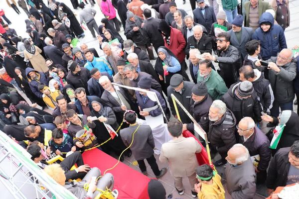 گروه تئاتر پانا  با نام ‘منتظران ظهور’ در روز 22 بهمن نمایش جذابی را به اجرا درآورد