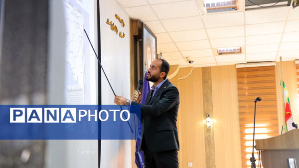 افتتاحیه دوره تربیت روایتگران قصه فلسطین در شهرستان پاکدشت 