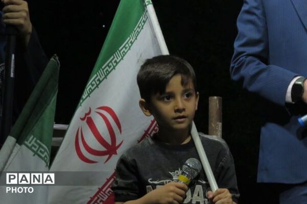 خیابان را رها نمی کنیم