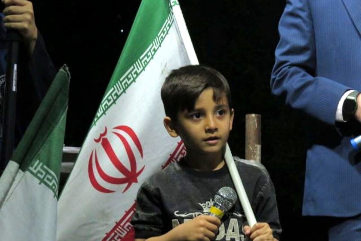 خیابان را رها نمی کنیم