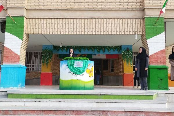 برگزاری جشن ولادت امام حسن عسگری(ع) در دبیرستان الغدیر ناحیه یک شهرری