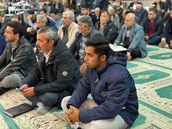 ملاقات مردمی  نماینده مردم مشهد و کلات در مجلس شورای اسلامی