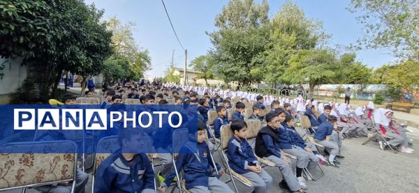 تماشاخانه سیار کانون پرورش فکری کودکان و نوجوانان میهمان کودکان محمودآبادی