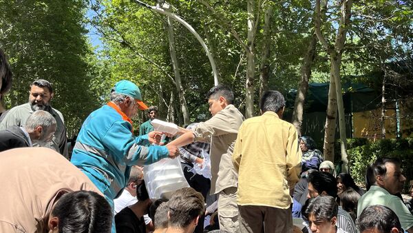 سفره غذای ۴۰ هزار نفری عید غدیر در مشهد برپا شد