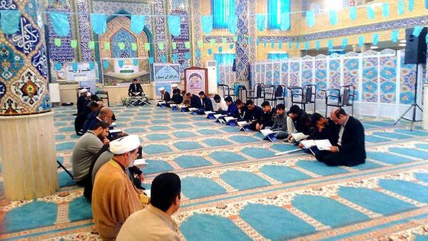 آیین اختتامیه مسابقات قرآنی چلچراغ آیه‌ها در شهرستان دره‌شهر