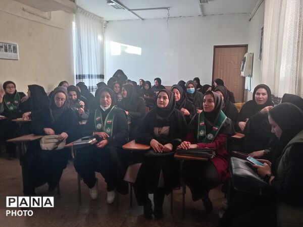 آموزش مربیان پیشتاز در جهرم