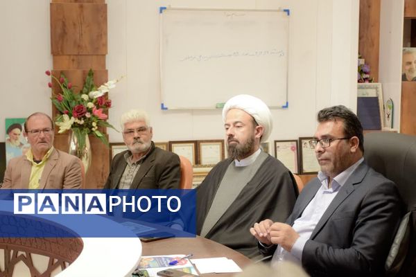 دیدار صمیمانه مسئولین سازمان‌ها و ادارات کاشمر با شهردار