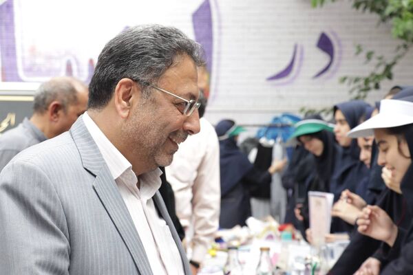  دانش‌آموزان هنرستان نرگس در نمایشگاه فنی و هنری درخشیدند