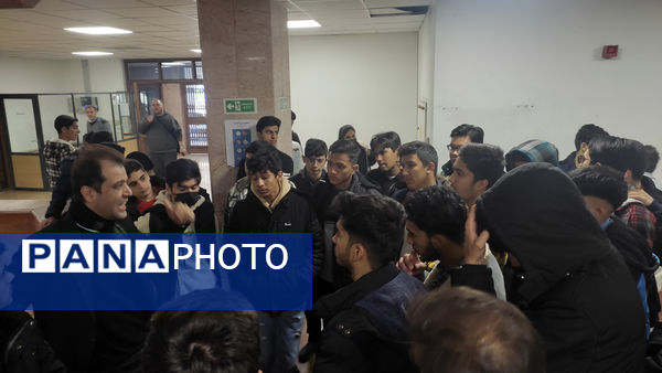 بازدید علمی دانش‌آموزان دبیرستان هدایتی قم از دانشگاه شهید بهشتی تهران 