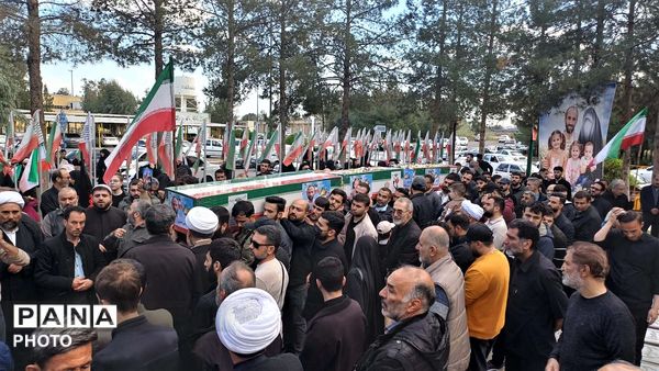 تشییع تابوت های کوچک مهاجر