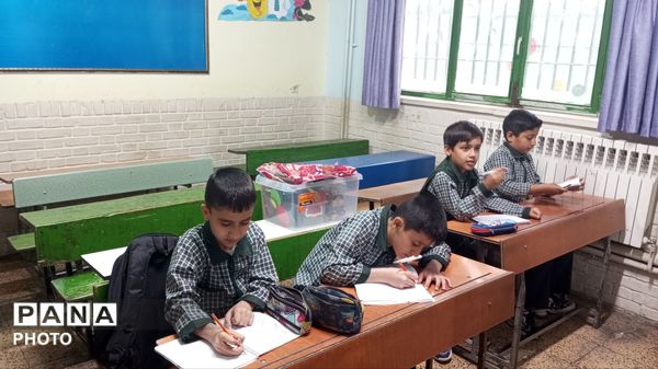 کلاس های مجازی شیدا در دبستان بنت الهدی صدر 