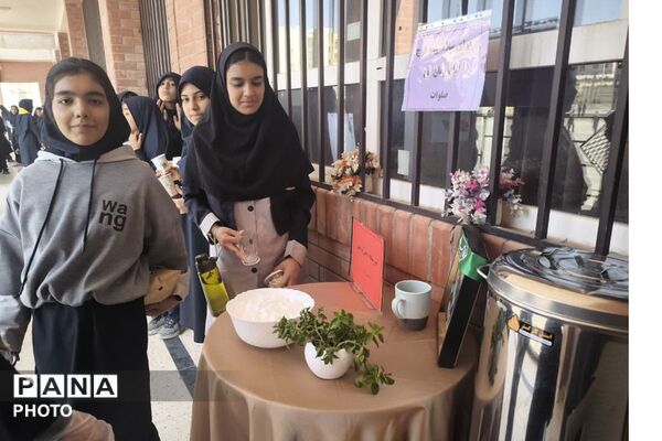 سه شنبه‌های مهدوی در دبیرستان طهورا