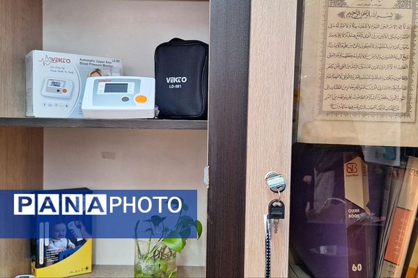 افتتاح اتاق بهداشت دبستان حنانه ناحیه دو شهرری به مناسبت دهه فجر 