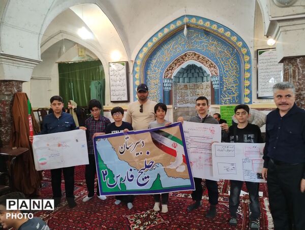  دانش‌آموزان همدانی یاد شهدای میناب را گرامی داشتند