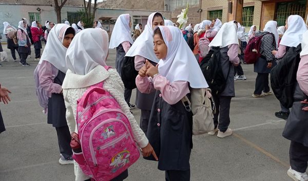 زنگ مهر؛ مدارس شهرستان فیروزکوه
