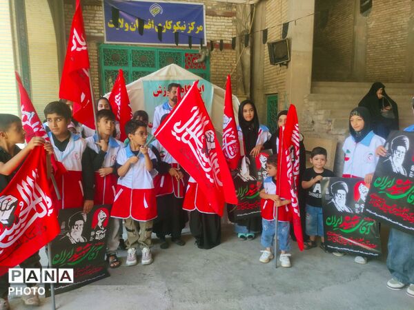 باید برخاست در مصلی شهرکرد 