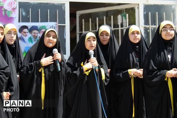 زنگ سپاس معلم در فاروج به صدا در آمد 