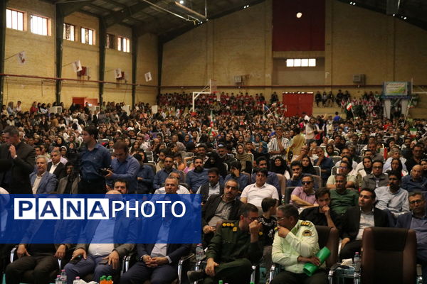 آیین افتتاحیه ورزشگاه شهید شهابی در شهرستان بافت