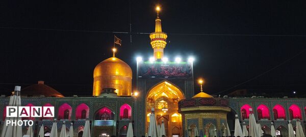 آماده سازی حرم مطهر امام رضا علیه‌السلام برای تشییع رهبر شهید