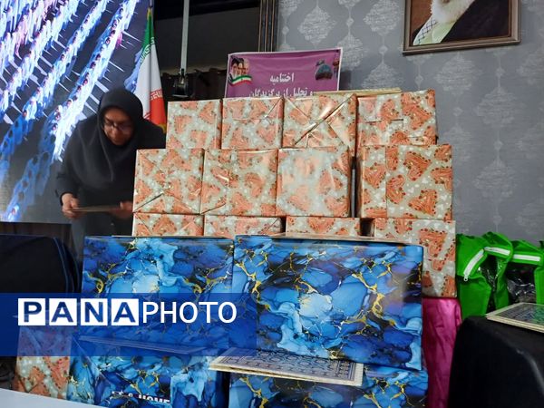 تجلیل از برگزیدگان 2 جشنواره پرورشی در شهرستان زرقان 