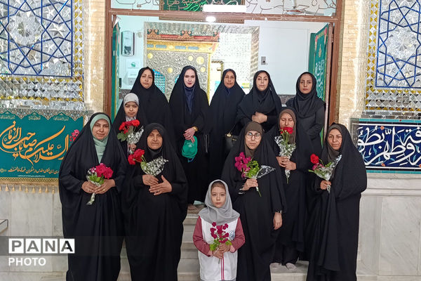 ادای احترام به شهدا و تجلیل از مربیان بهداشت در خراسان شمالی