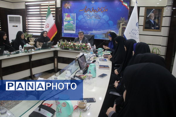کارگاه آموزشی ویژه بانوان شاغل در اداره‌کل آموزش و پرورش استان بوشهر 