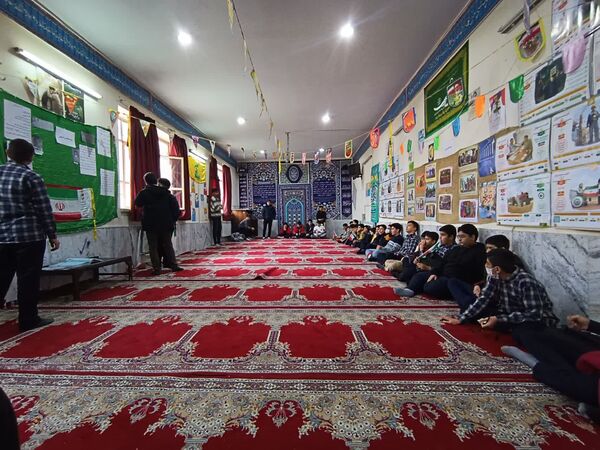 برپایی نمایشگاه مدرسه انقلاب در دبیرستان شهید رجایی