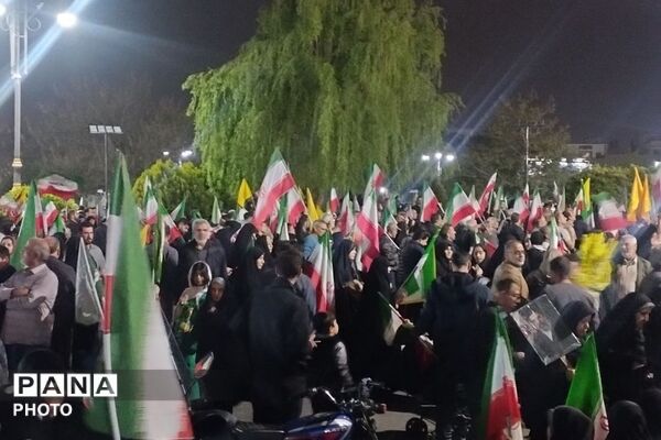 اجتماع و رزمایش دختران جان فدای ایران در میدان نماز شهرری 