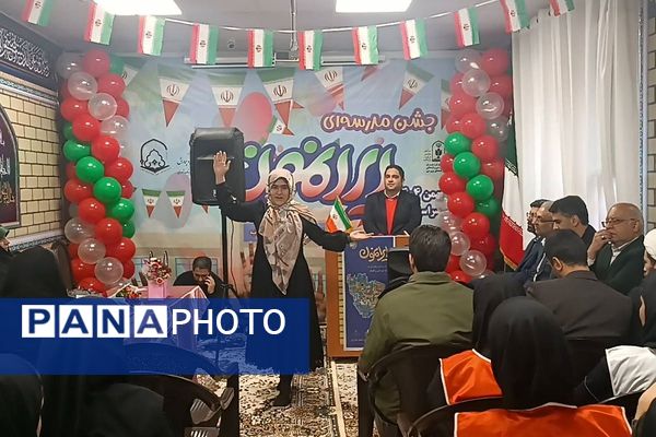  شنیدن صدای انقلاب اسلامی از میان دانش آموزان ایران جان