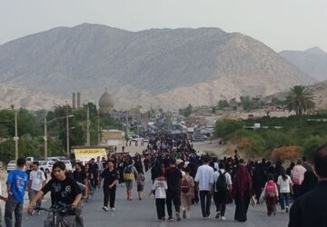سیل عاشقان حسینی در مسیر اربعین