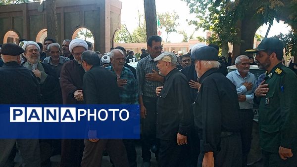 تشییع پیکر پرافتخار شهید علی اکبر صانعی جانباز ۷۰ درصد جنگ تحمیلی