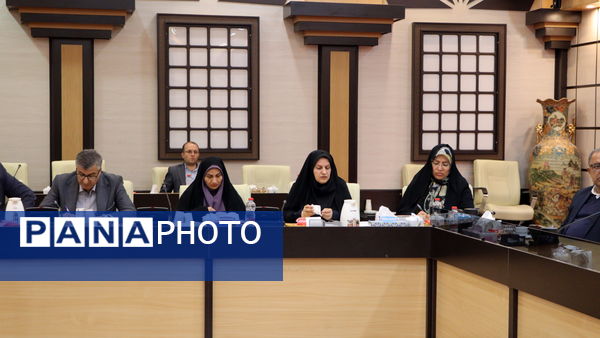 نشست شورای آموزش‌وپرورش استان بوشهر با محوریت آغاز اجرای طرح‌های ملی «حامی»، «توانا»