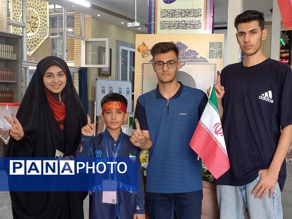 حضور پرشور مردم اصفهان در پای صندوق‌های رأی