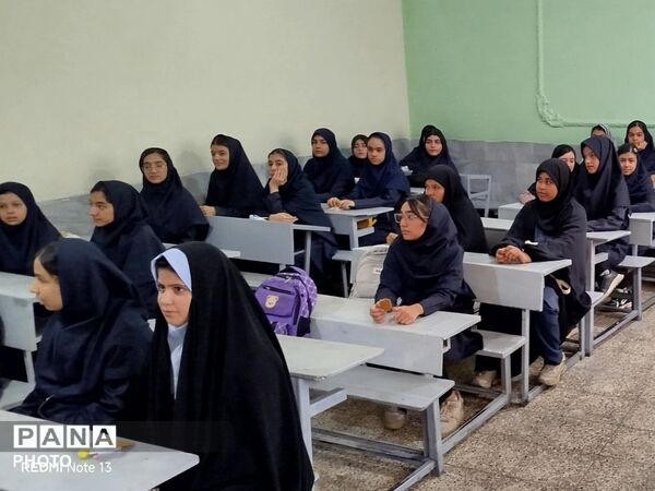 جشن جوانه ها در مدرسه انیس خوشقدم ناحیه دو