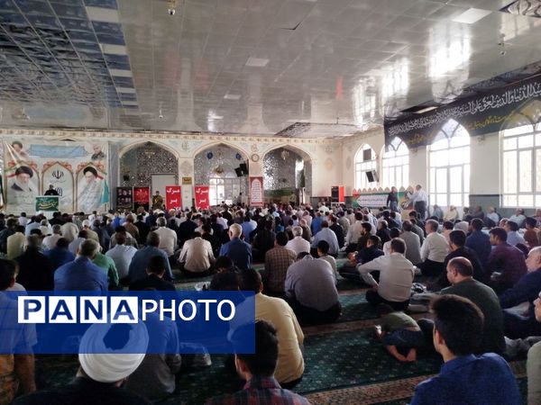 برپایی نماز جمعه در شهرستان کاشمر