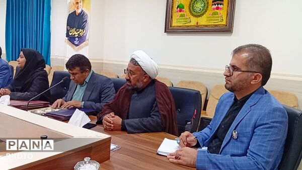 دیدار با نماینده ولی فقیه در استان 