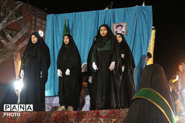 مراسم گرامیداشت چهلمین روز شهادت دانش‌آموزان مظلوم دبستان شجره‌طیبه میناب و رهبر معظم‌ انقلاب در شهرستان فیروزکوه