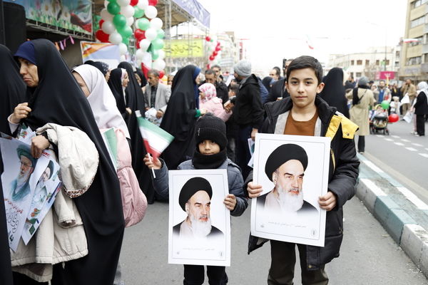 روایت تصویر از ٢٢ بهمن تهران 