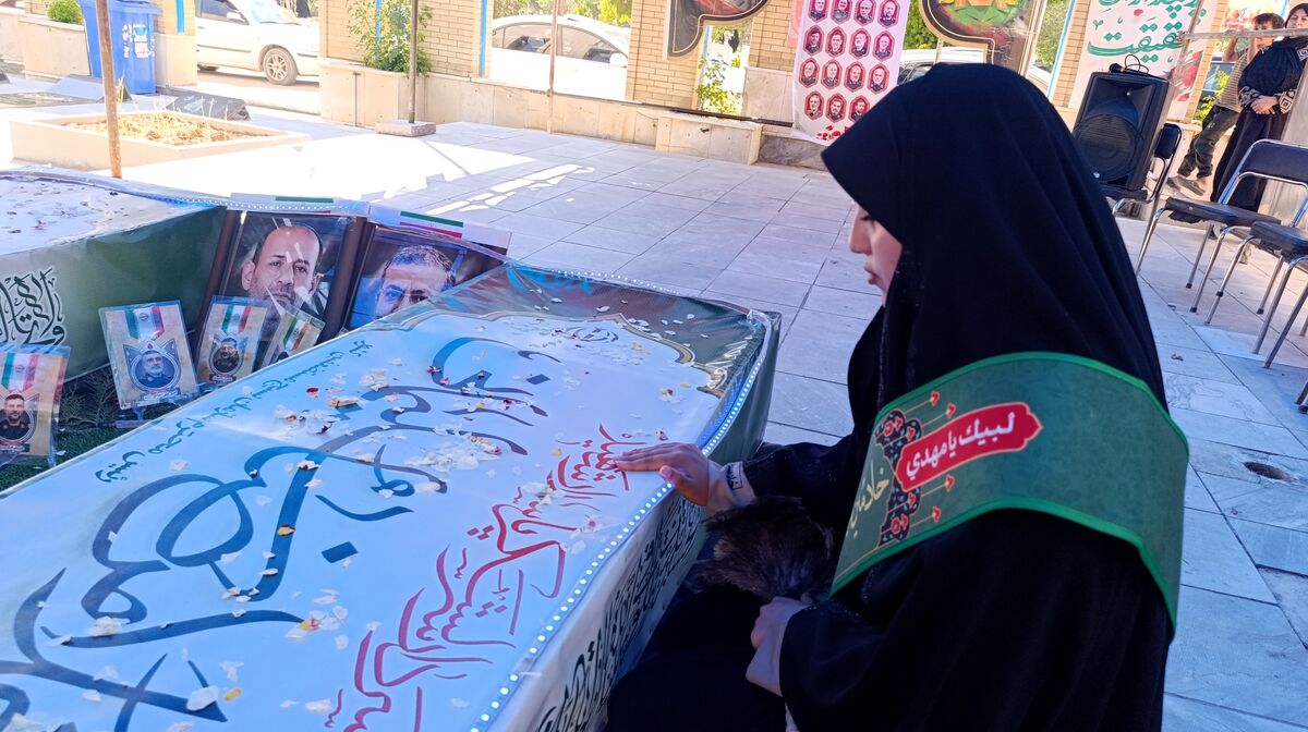 فارسان؛ روایت ایستادگی در آیین یادواره رهبر شهید و سرداران جنگ رمضان